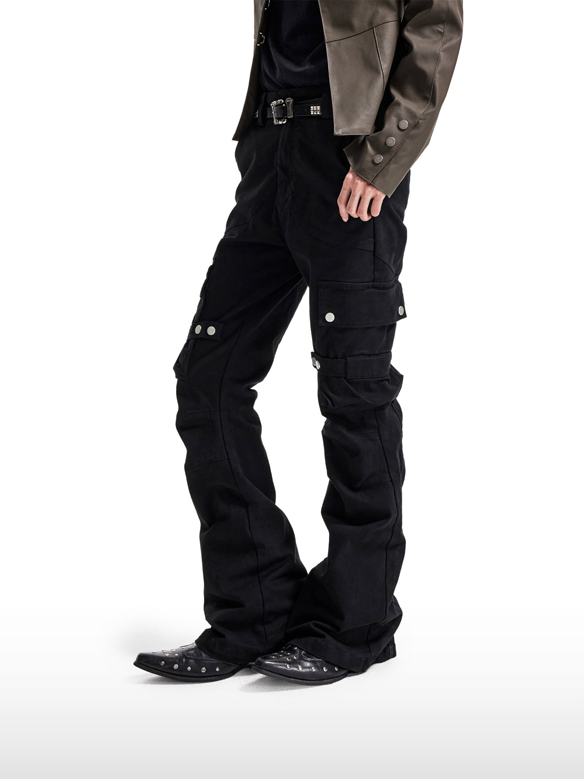 Buttoned Micro-Flare Cargo Pants